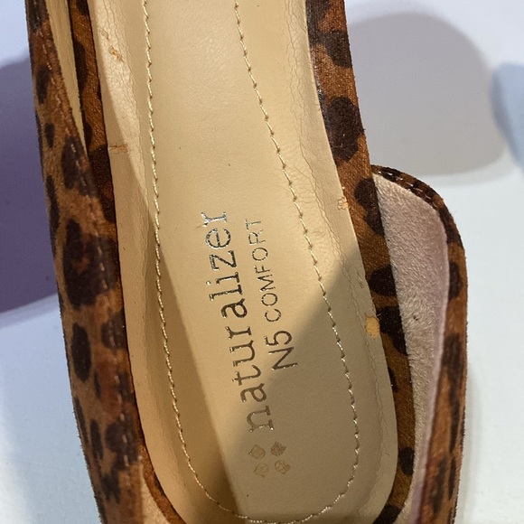 Naturalizer Leopard Print 2 inch Heels - Picture 11 of 11